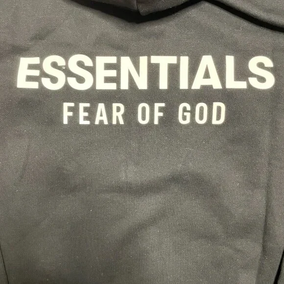 FOG - Fear of God Essentials Black Fleece Hoodie FW24 - (READ DESCRIPTION) - Picture 4 of 11